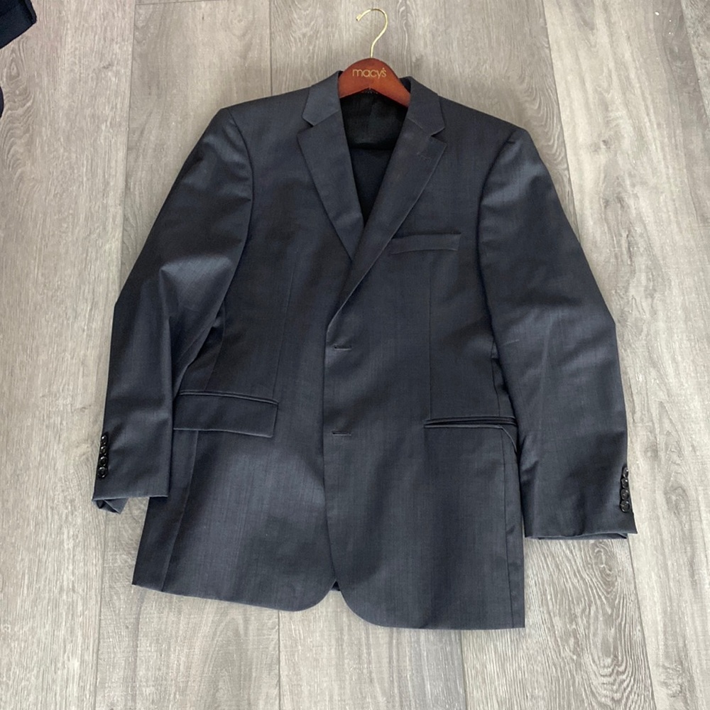 Mens hugo boss suit 42r slim fit